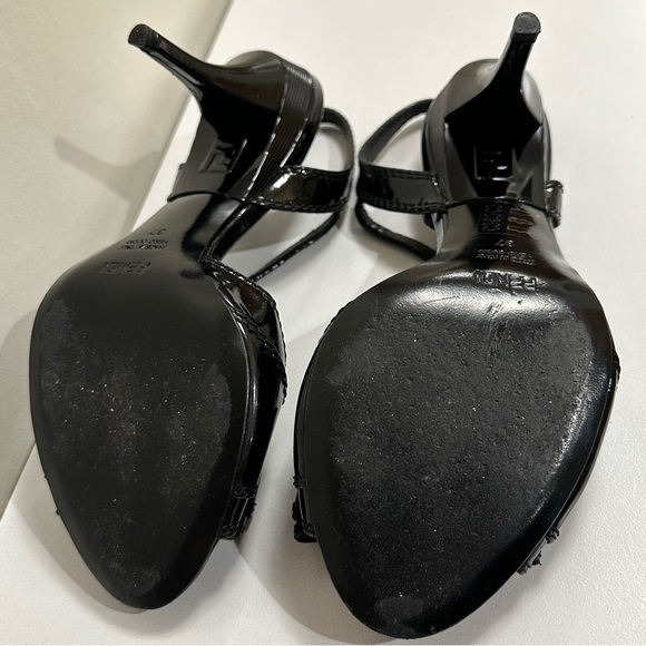 Fendi Black Patent Leather T-strap Bow Heels Sandals Peep Toe size 37 (6.5) - Picture 5 of 8